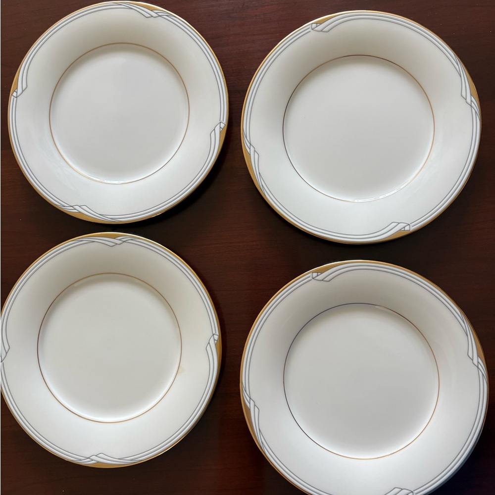 Noritake Golden Cove fine china bread plates. Elegant White and Gold Plates.